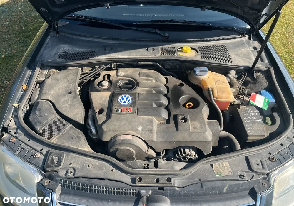 Volkswagen Passat 1.9 TDI Comfortline Tiptr - 10