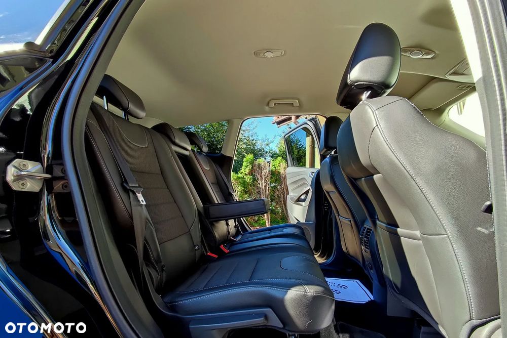 Ford Kuga 1.5 EcoBoost 2x4 Individual - 17