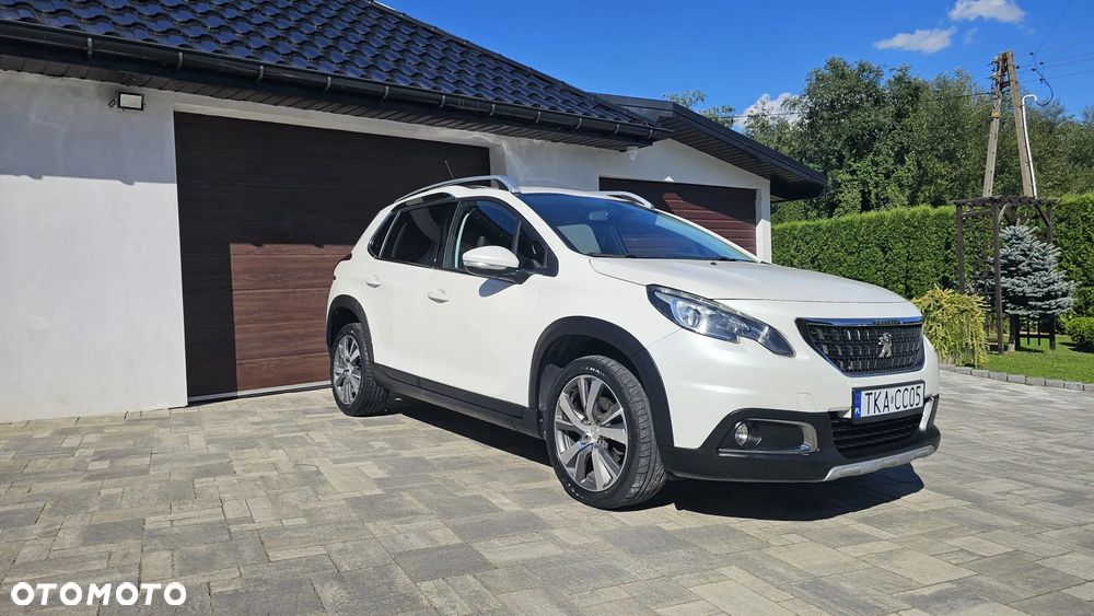 Peugeot 2008 1.2 Pure Tech GPF Allure S&S - 1