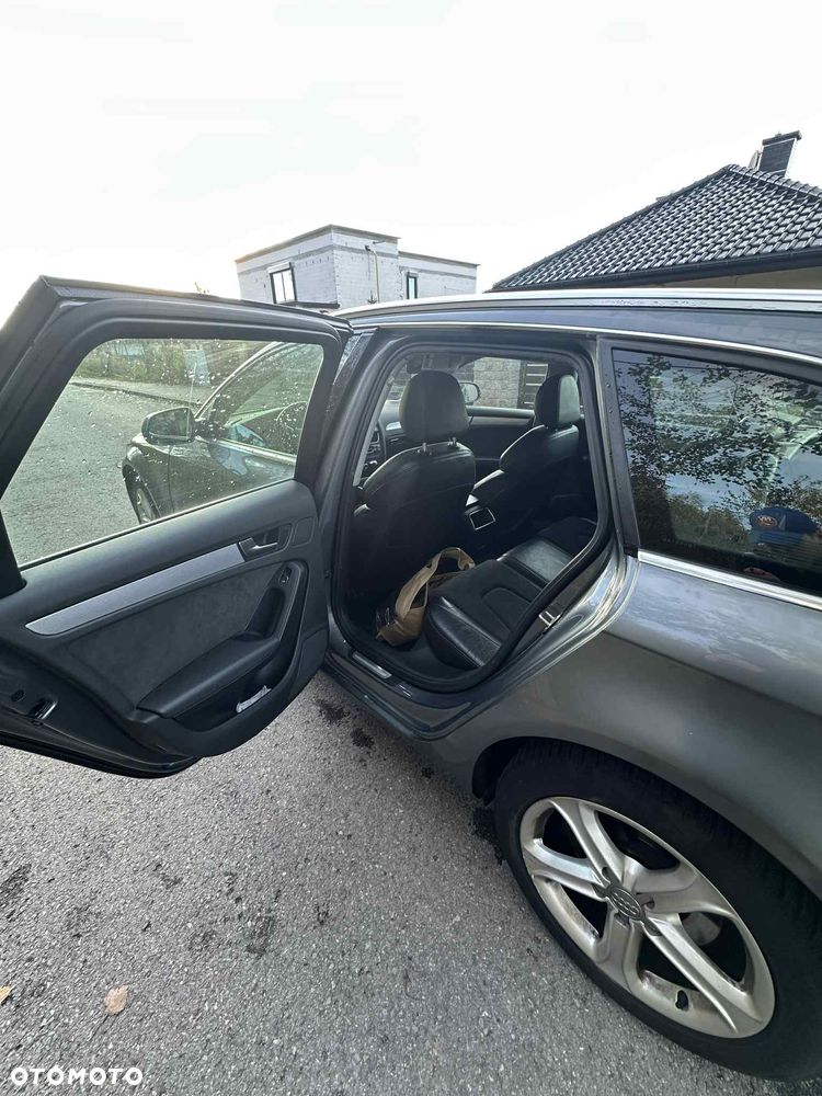 Audi A4 Avant 2.0 TDI DPF quattro Ambition - 9