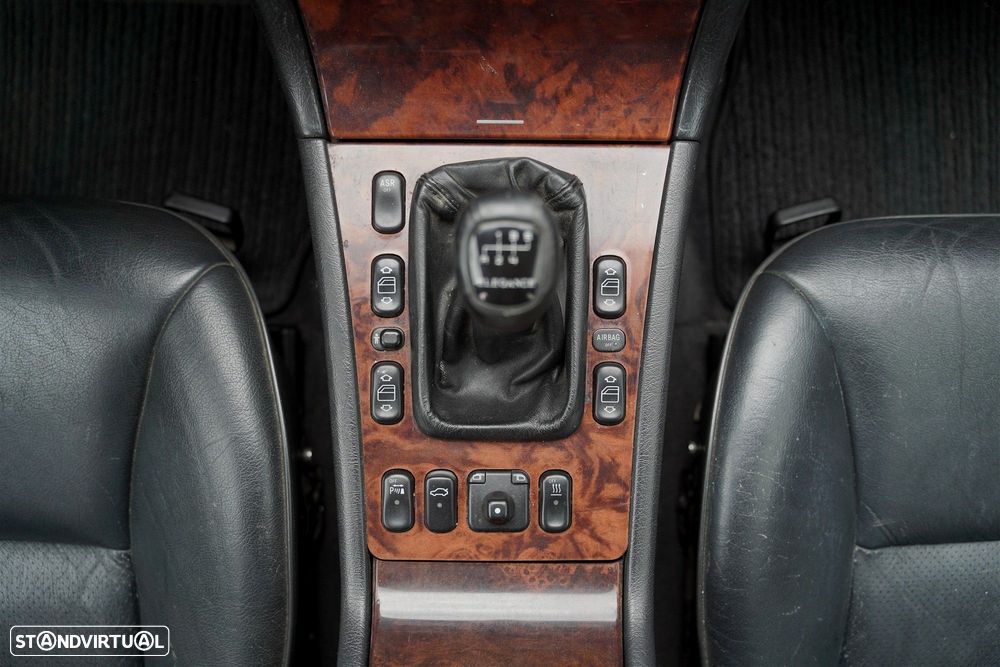 Mercedes-Benz E 220 CDI Classic - 16