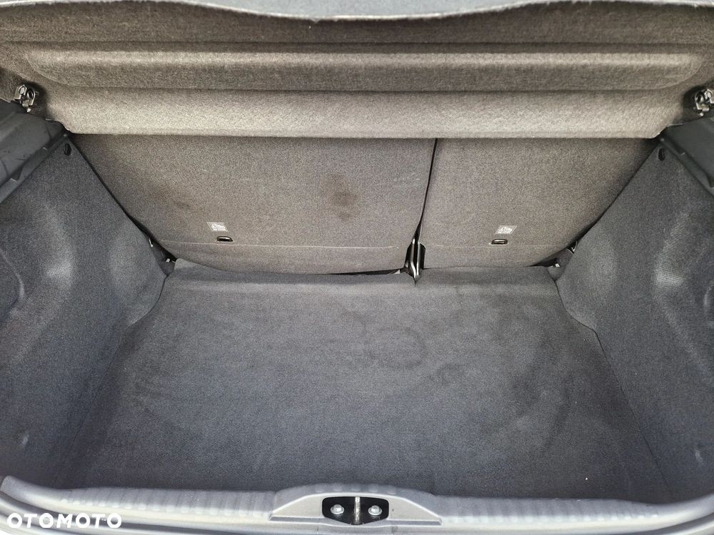 Citroën C3 1.2 PureTech Shine - 27