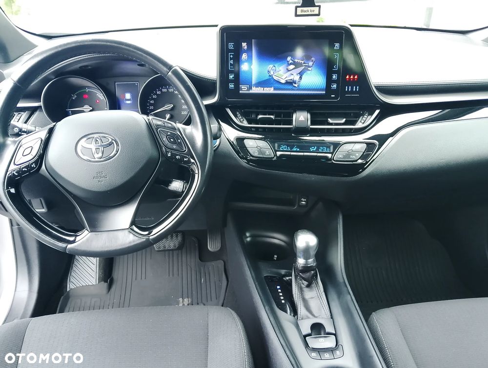 Toyota C-HR - 9