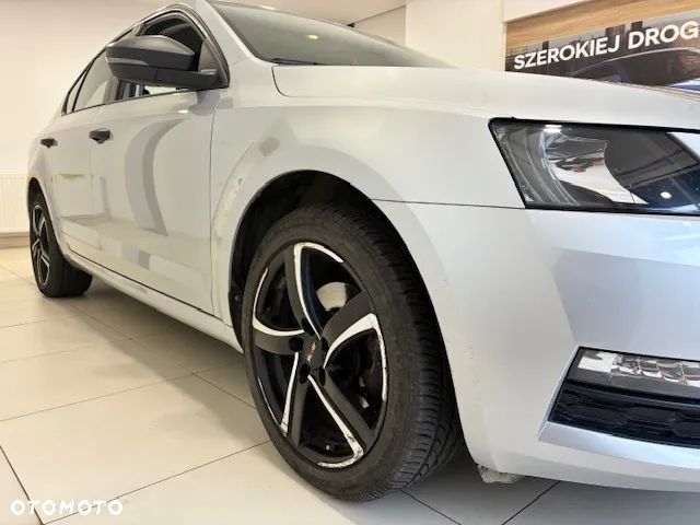 Skoda Octavia 1.4 TSI Active - 27