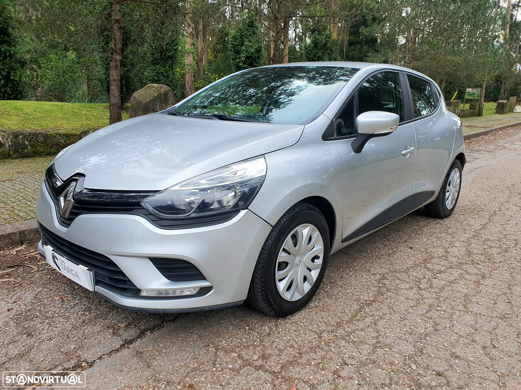 Renault Clio 1.5 dCi Zen - 14
