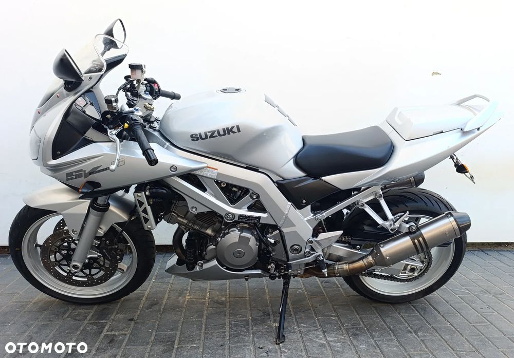 Suzuki SV - 4