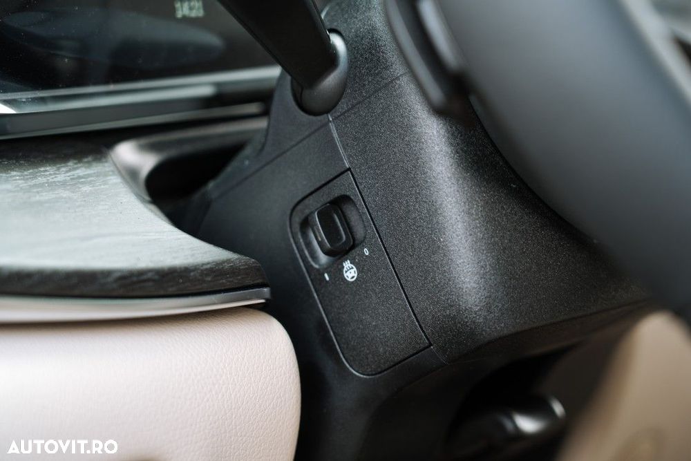 Mercedes-Benz V - 39