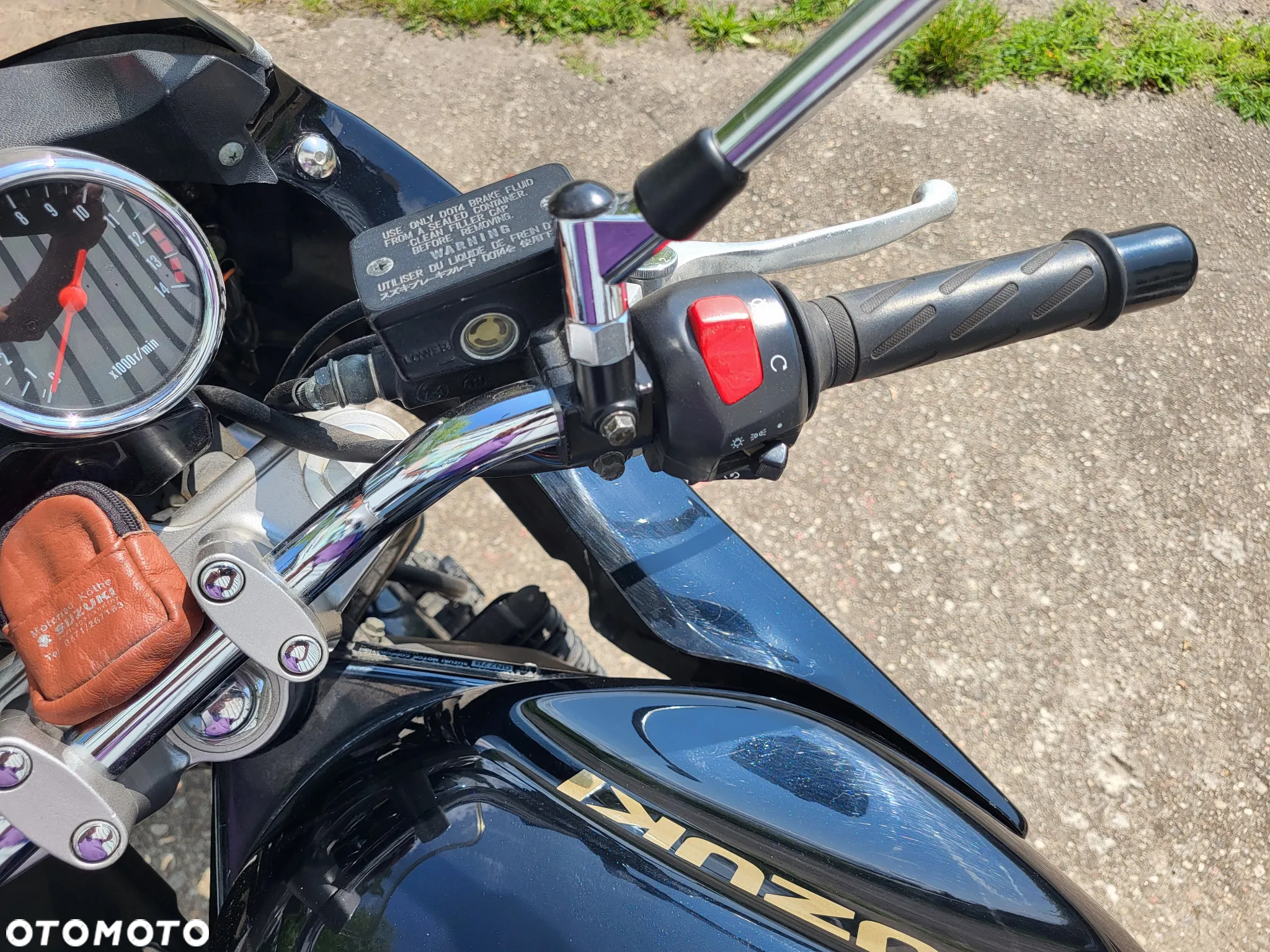 Suzuki GSX - 13