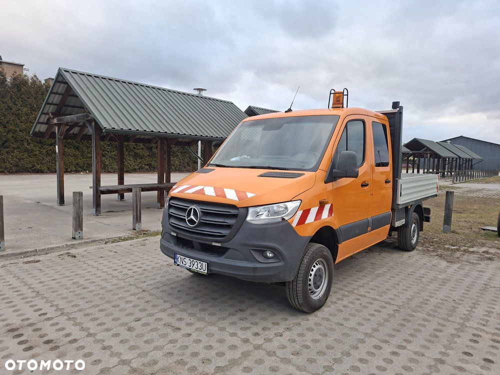 Mercedes-Benz Sprinter - 2