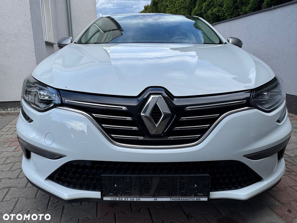 Renault Megane TCe 140 GPF GT LINE - 4