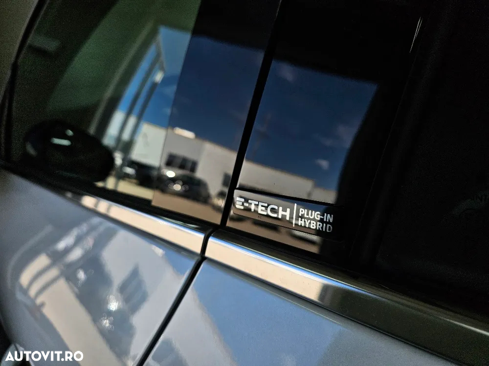 Renault Captur E-Tech Plug-In-Hybrid Intens - 11