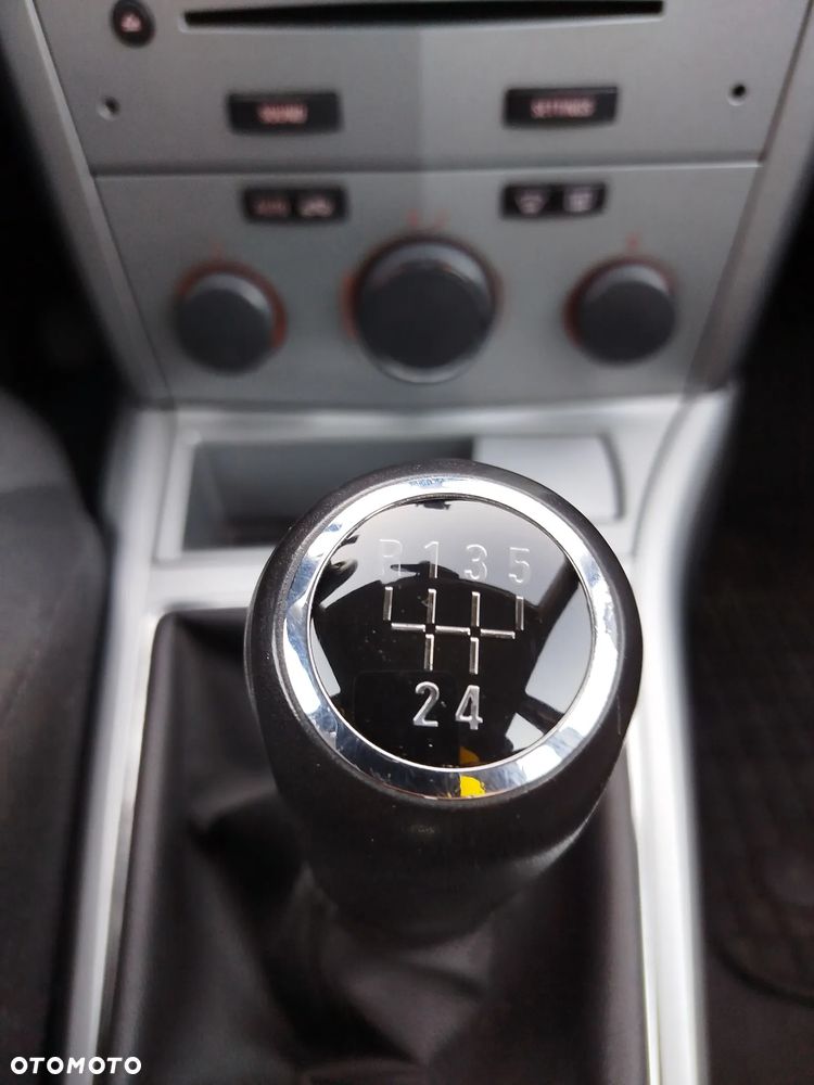 Opel Astra - 18