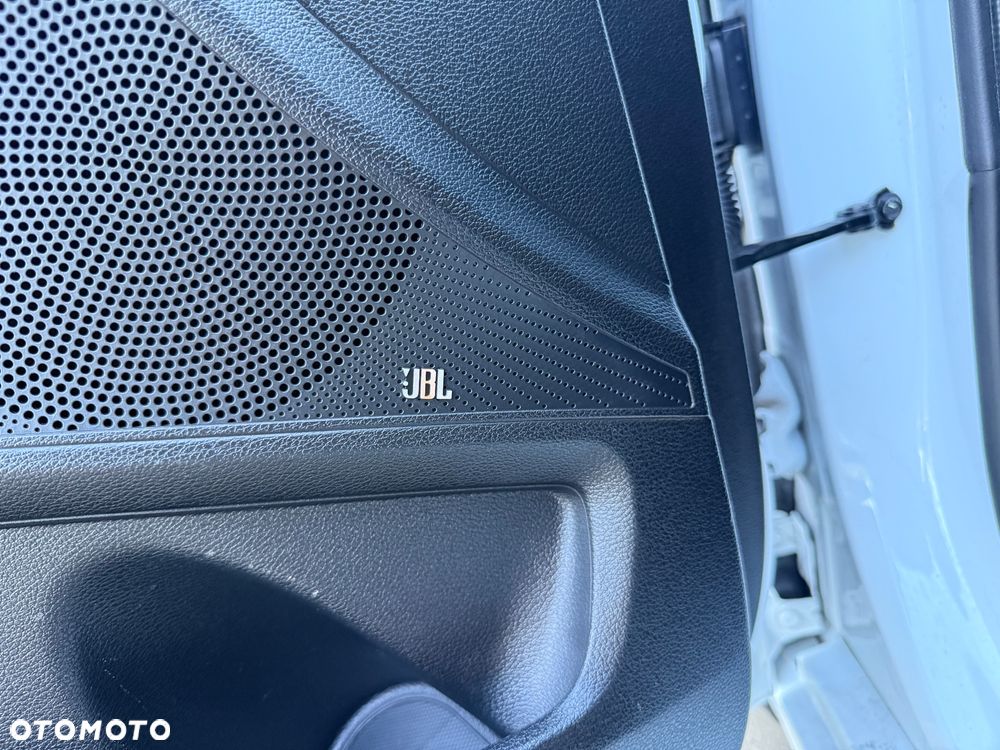 Kia ProCeed 1.5 T-GDI mHEV GT Line DCT - 14