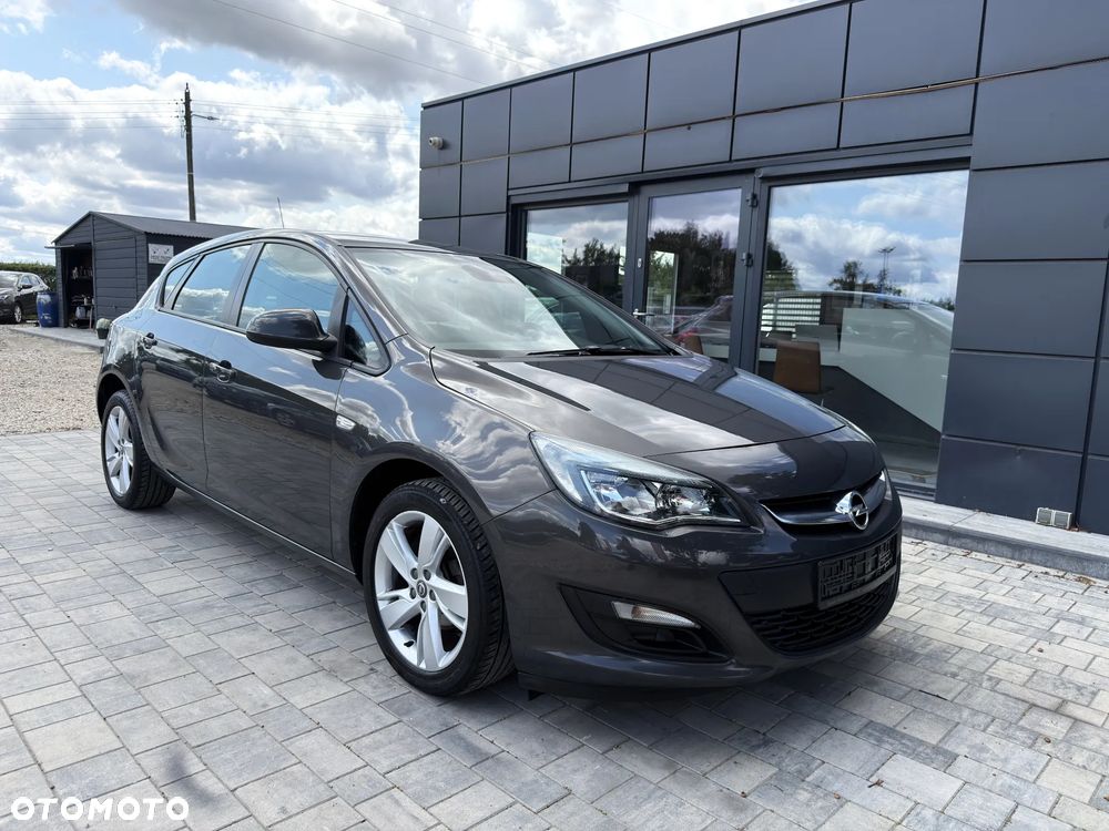 Opel Astra 1.4 Essentia - 14