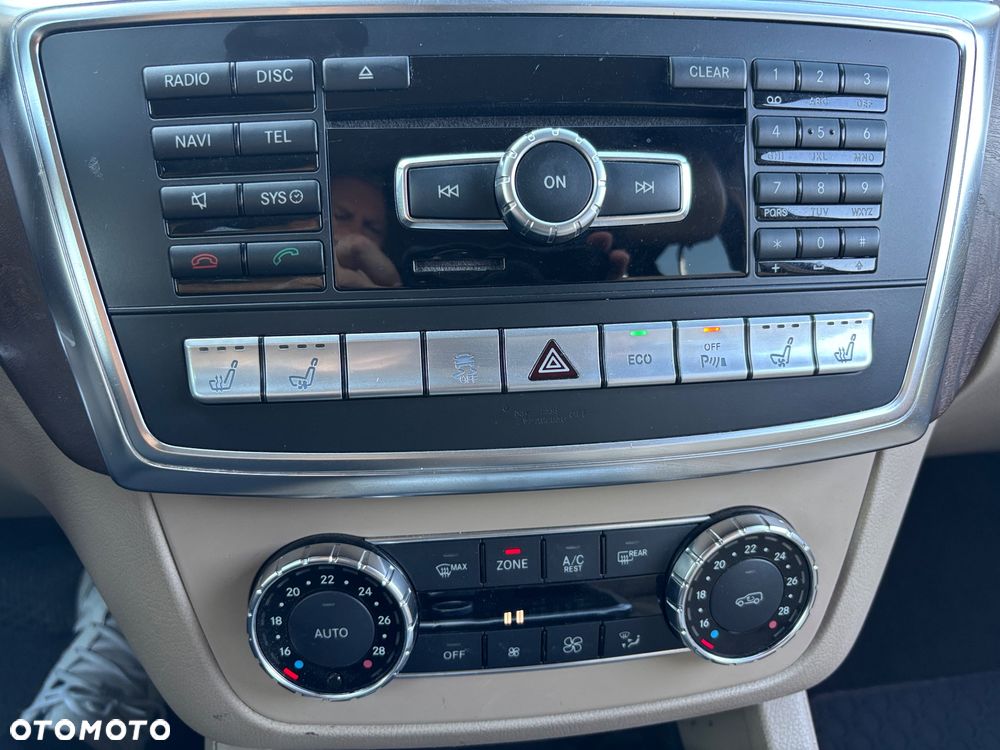 Mercedes-Benz ML - 11