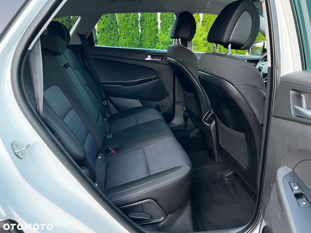 Hyundai Tucson blue 1.6 GDi 2WD Navi - 34