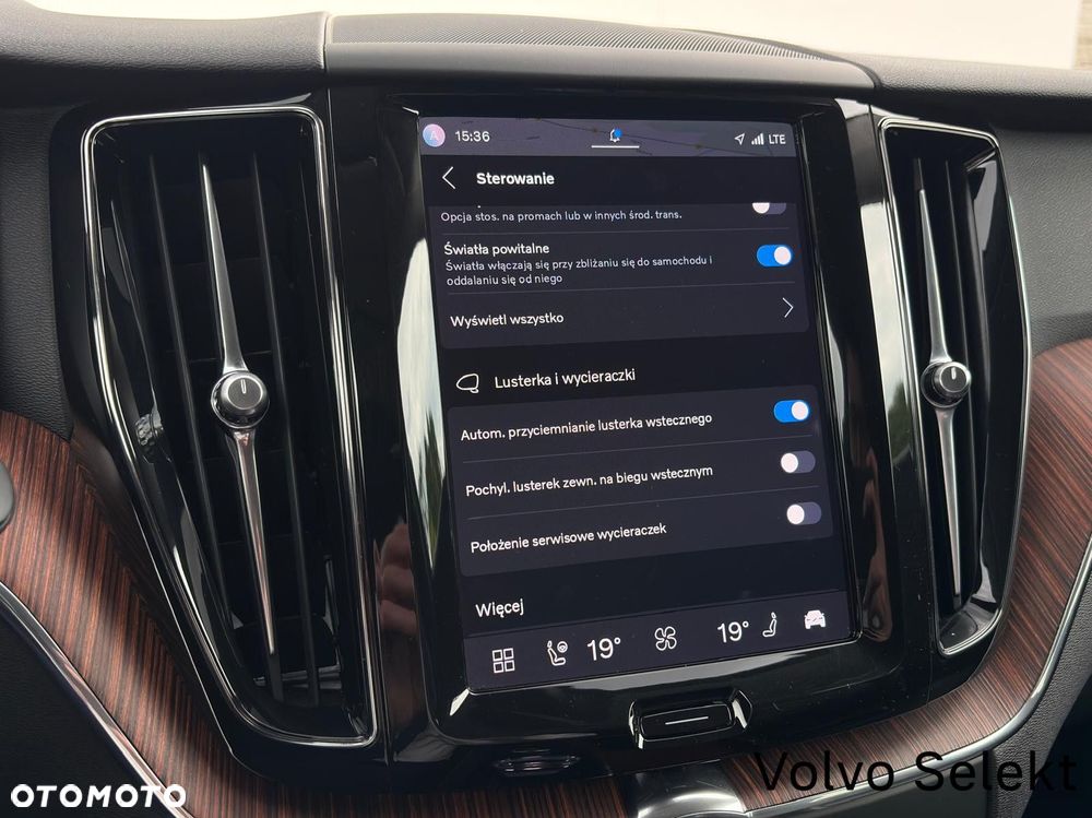Volvo XC 60 - 32