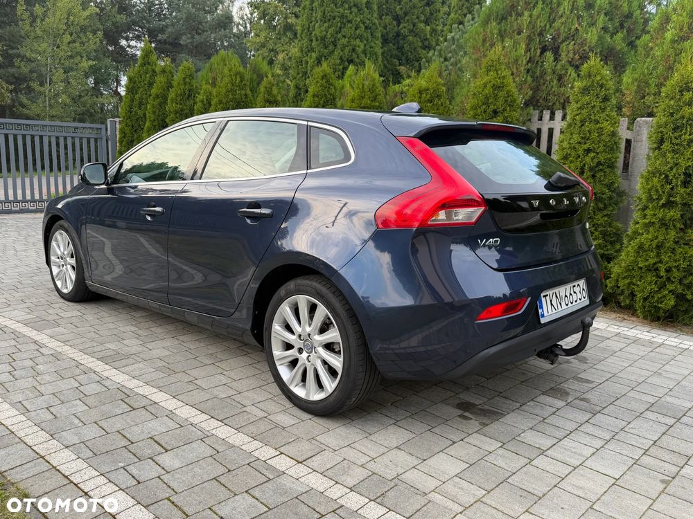 Volvo V40 D2 Momentum - 8