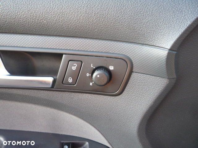 Volkswagen Caddy Comfortline - 16