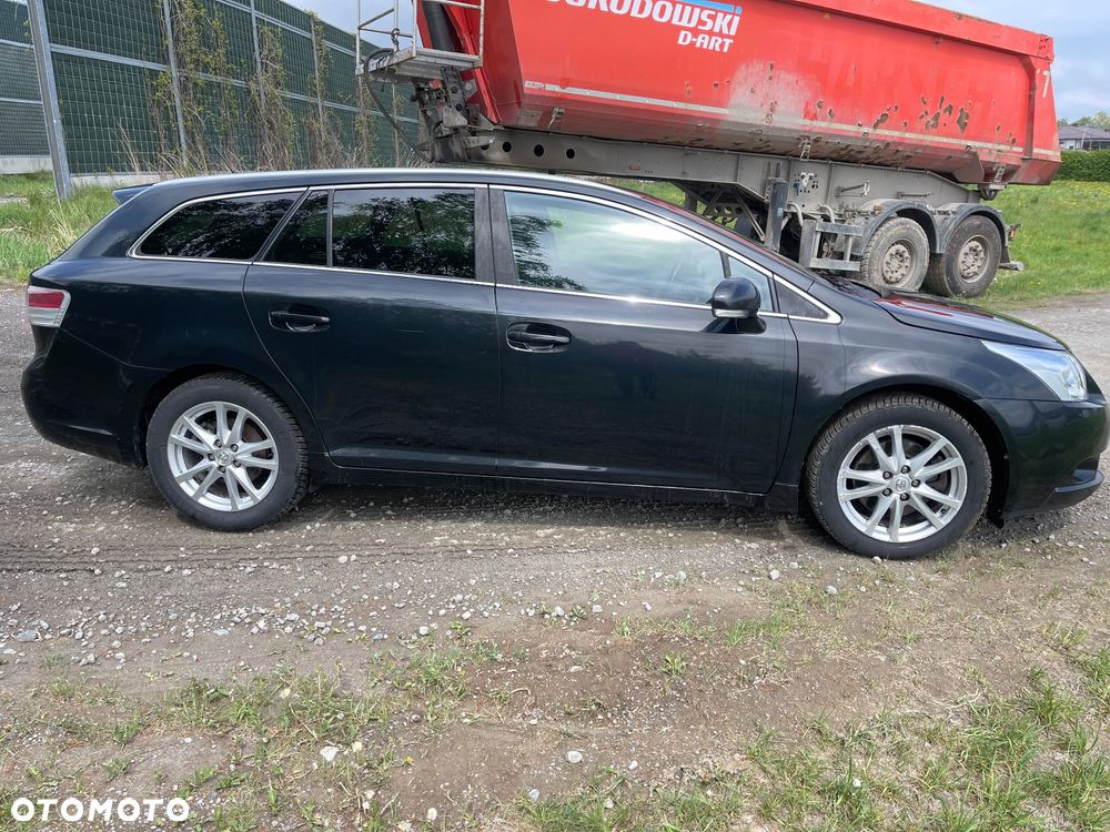 Toyota Avensis 2.2 D-4D Sol Plus NAVI - 4