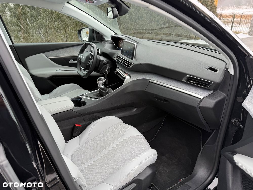 Peugeot 3008 1.5 BlueHDi Active S&S - 20