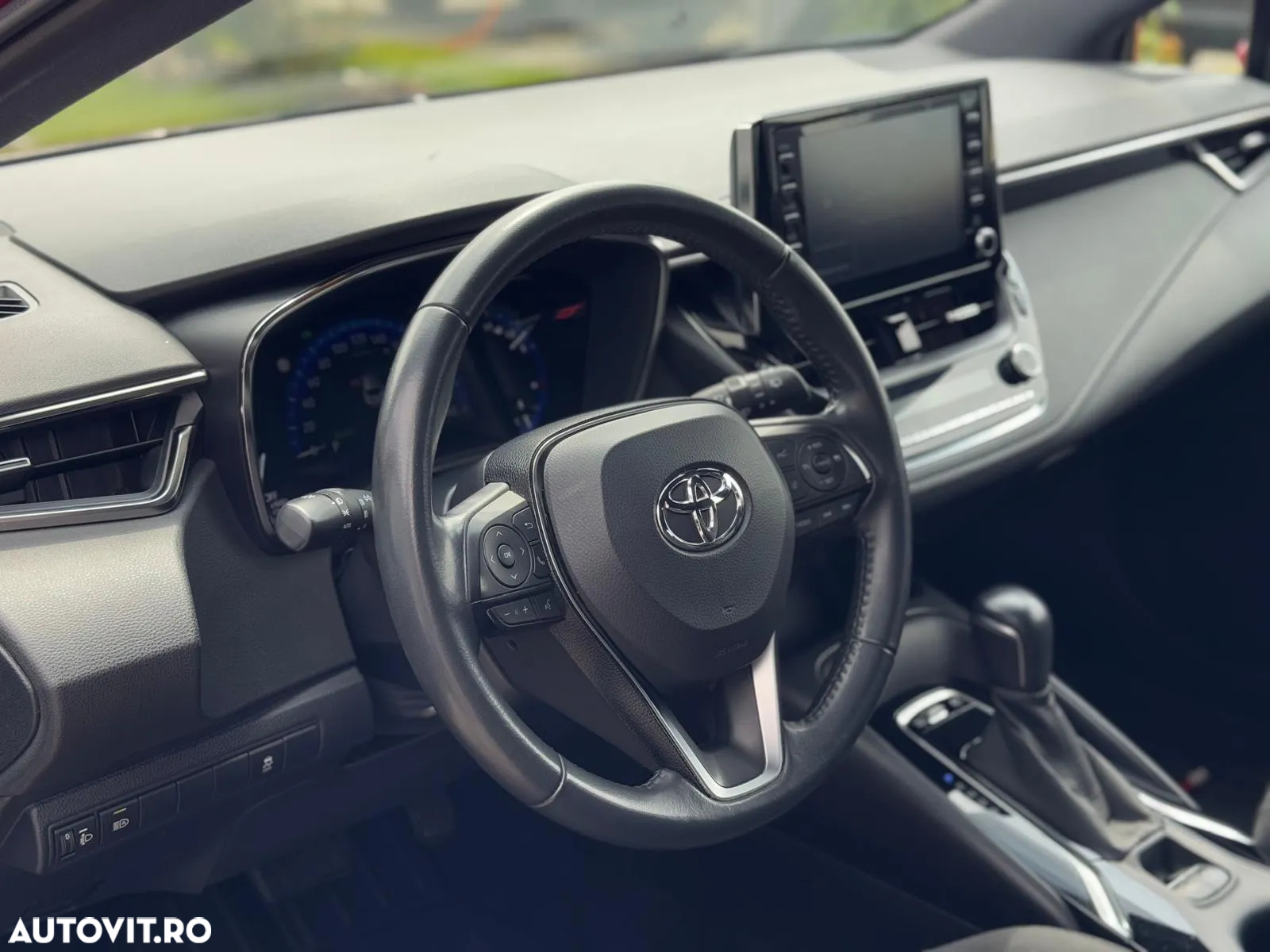 Toyota Corolla 1.8 HSD Eco - 13