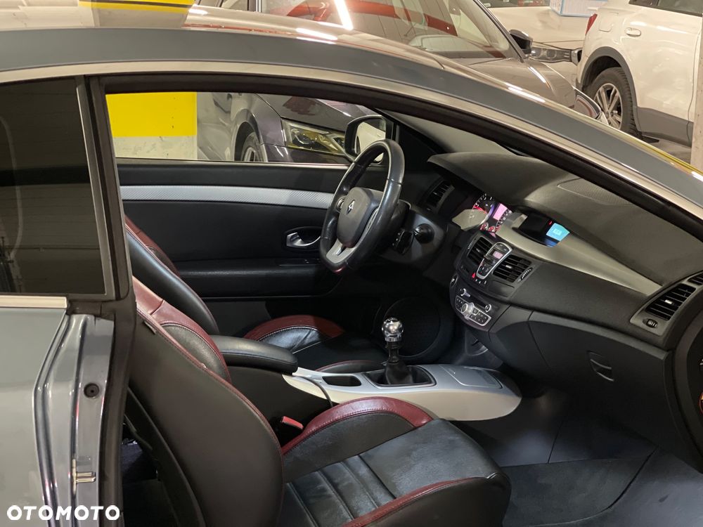 Renault Laguna 2.0 DCi GT 4WS - 19