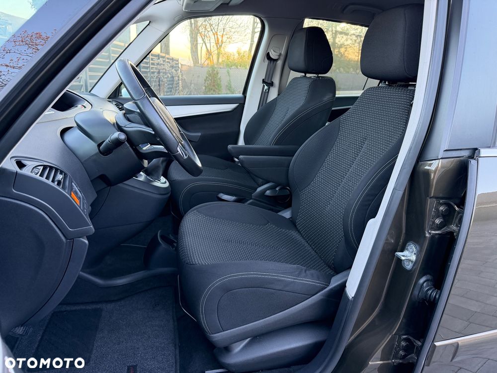 Citroën C4 Picasso - 11