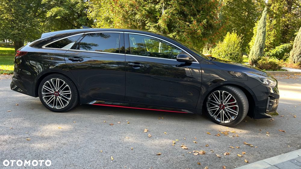 Kia ProCeed 1.6 T-GDI GT DCT - 29