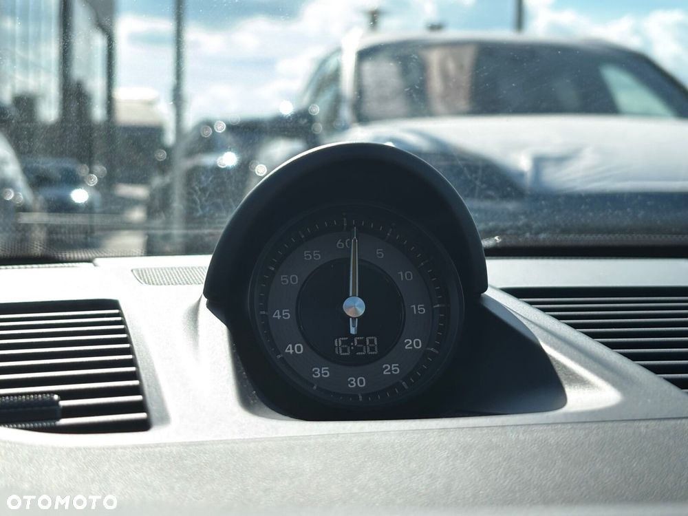 Porsche 911 - 35