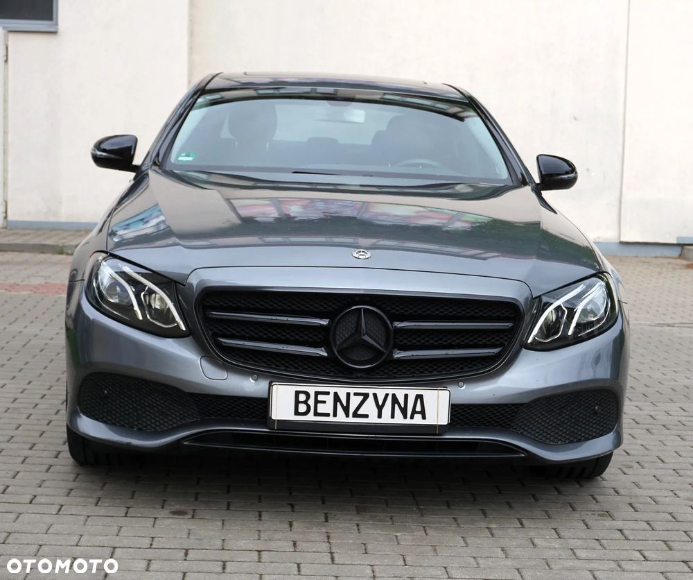 Mercedes-Benz Klasa E 200 CGI BlueEFFICIENCY Automatik Avantgarde - 15