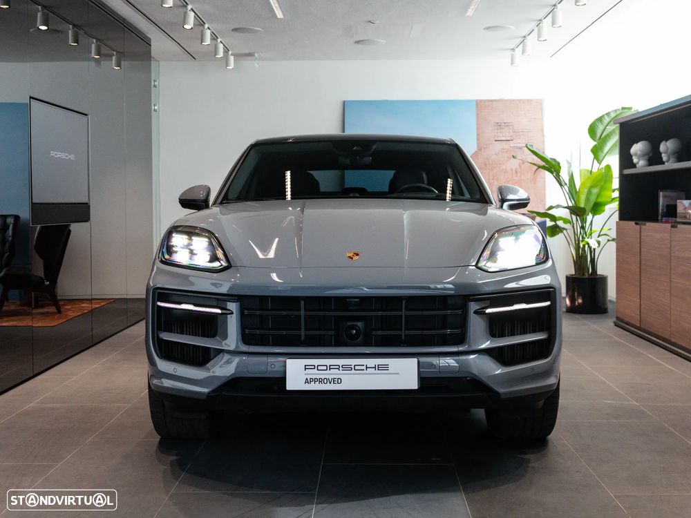 Porsche Cayenne Coupé E-Hybrid - 12