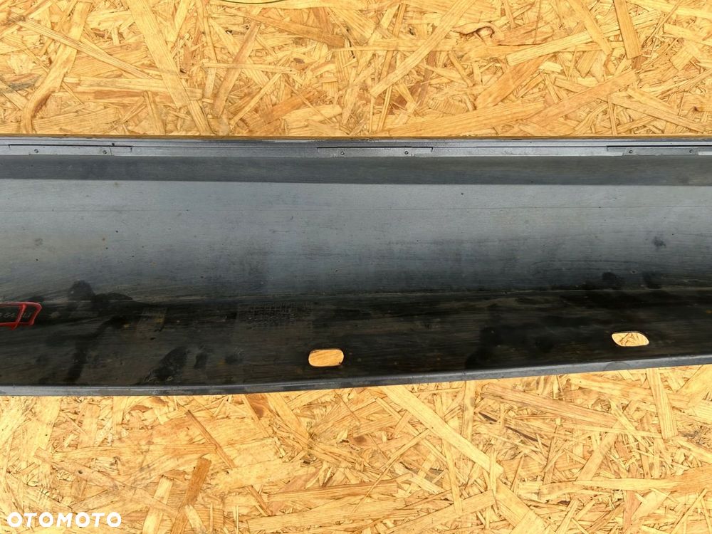 LISTWA NAKŁADKA PROGOWA LEWA AMG 197 MERCEDES W204 A2046981354 - 6