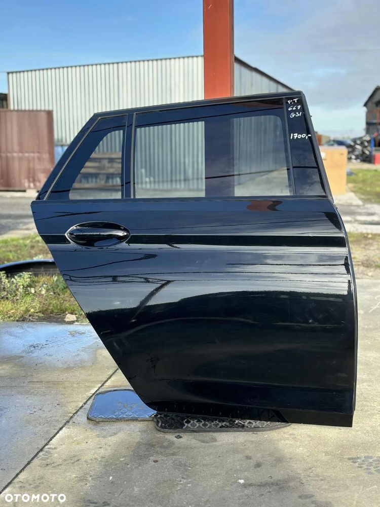 DRZWI PRAWY TYŁ BMW G31 KOLOR 668 - 1