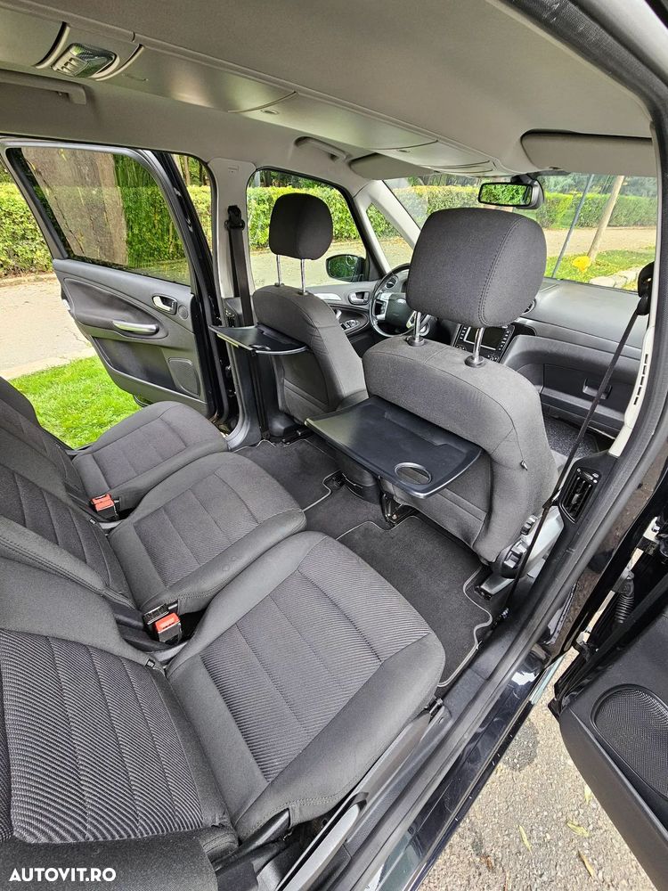 Ford Galaxy - 24