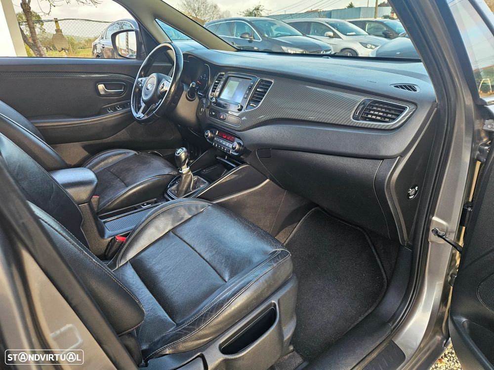 Kia Carens 1.7 CRDi ISG TX - 18