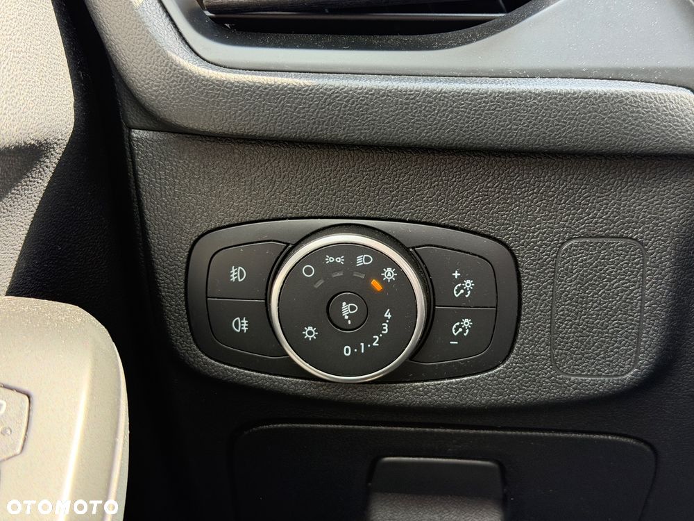 Ford Focus 1.0 EcoBoost Titanium - 21
