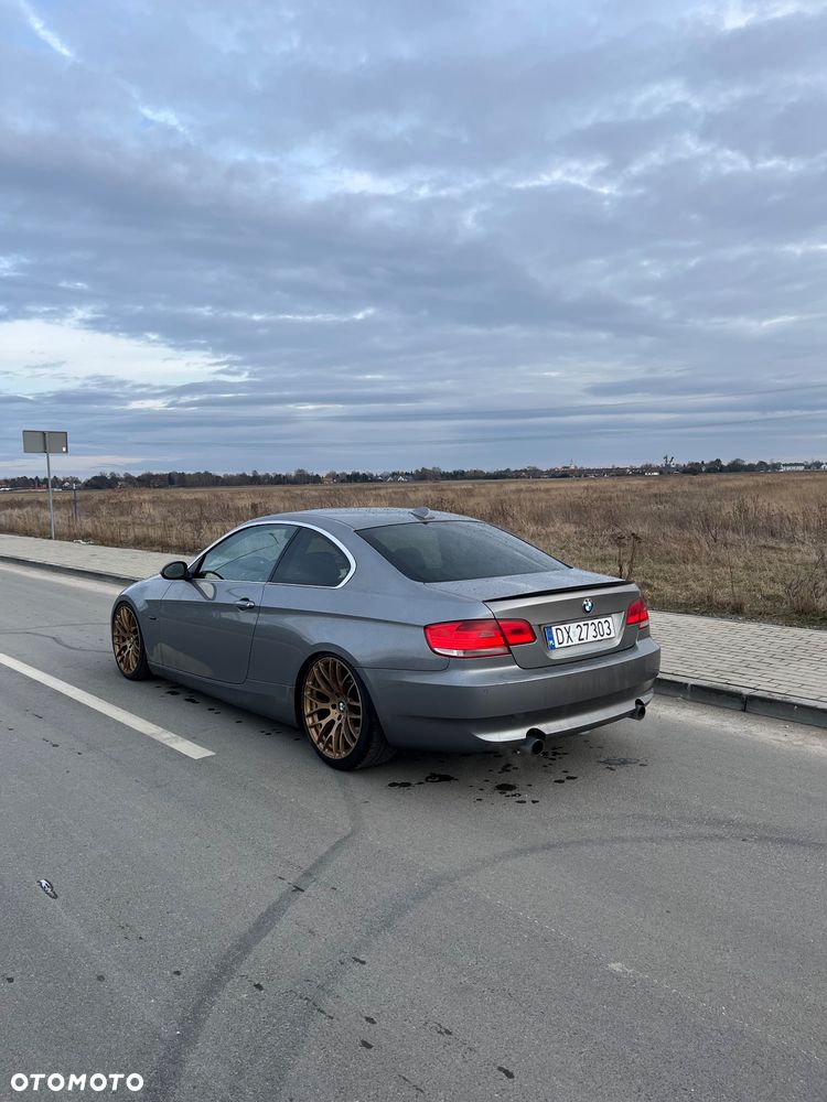 BMW Seria 3 335i - 4