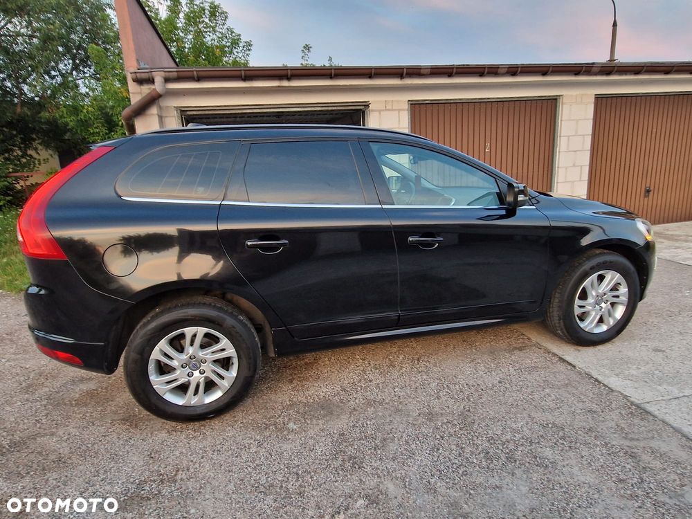 Volvo XC 60 D4 Geartronic Momentum - 3