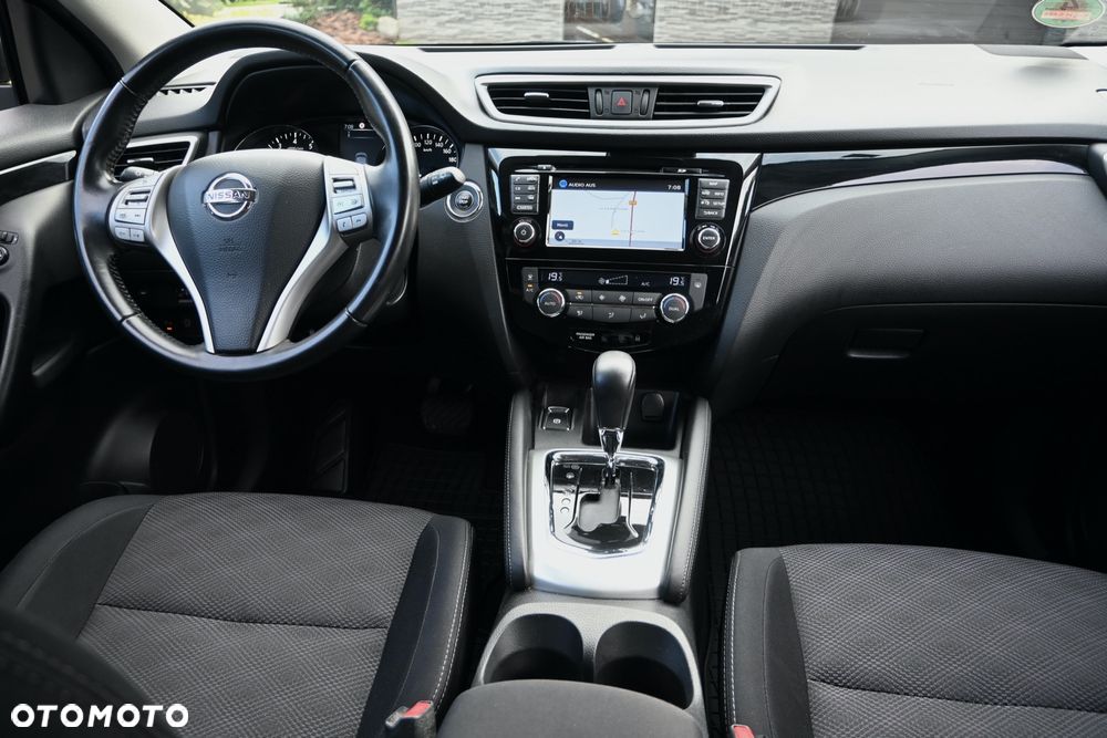 Nissan Qashqai 1.2 DIG-T Xtronic 360 - 19