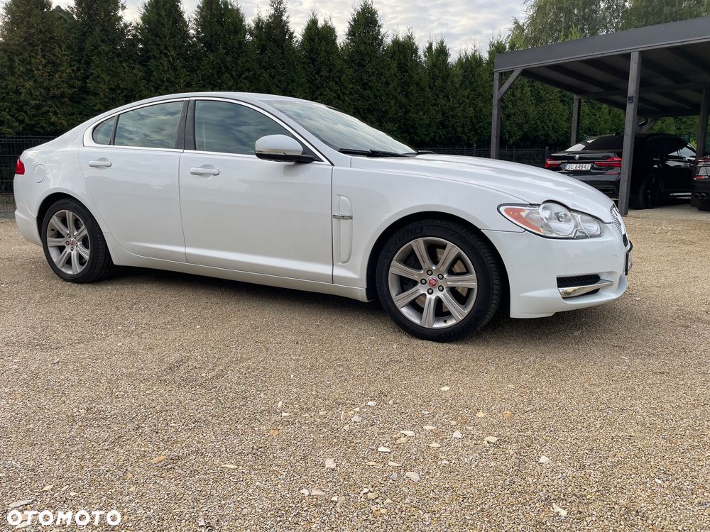 Jaguar XF 3.0 V6 Premium Luxury - 2