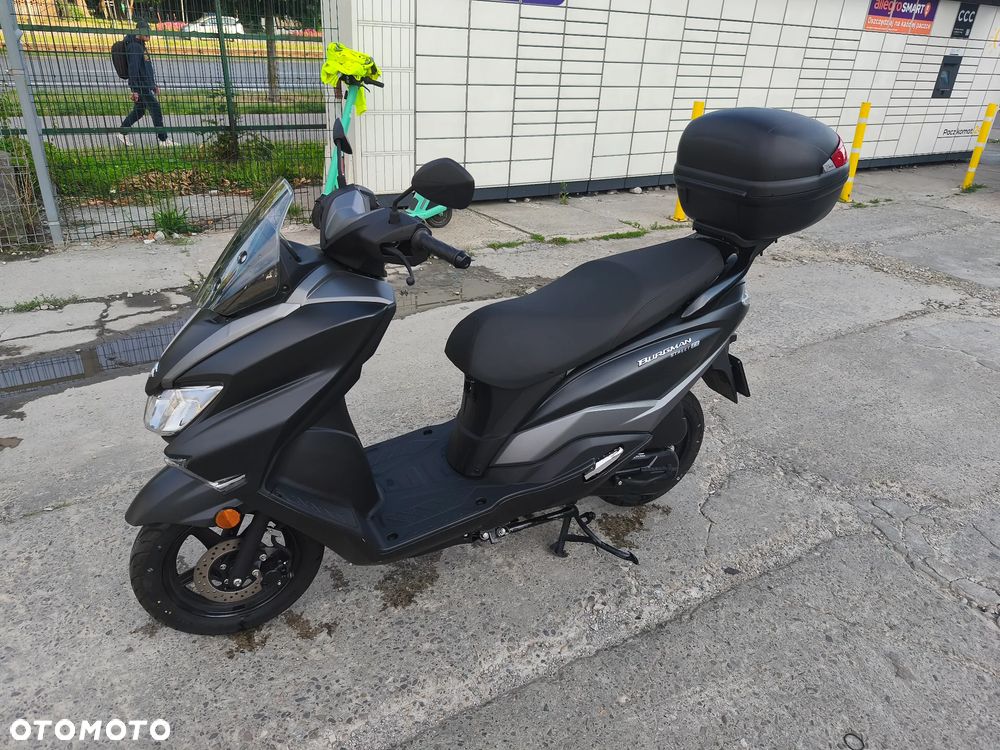 Suzuki Burgman - 5