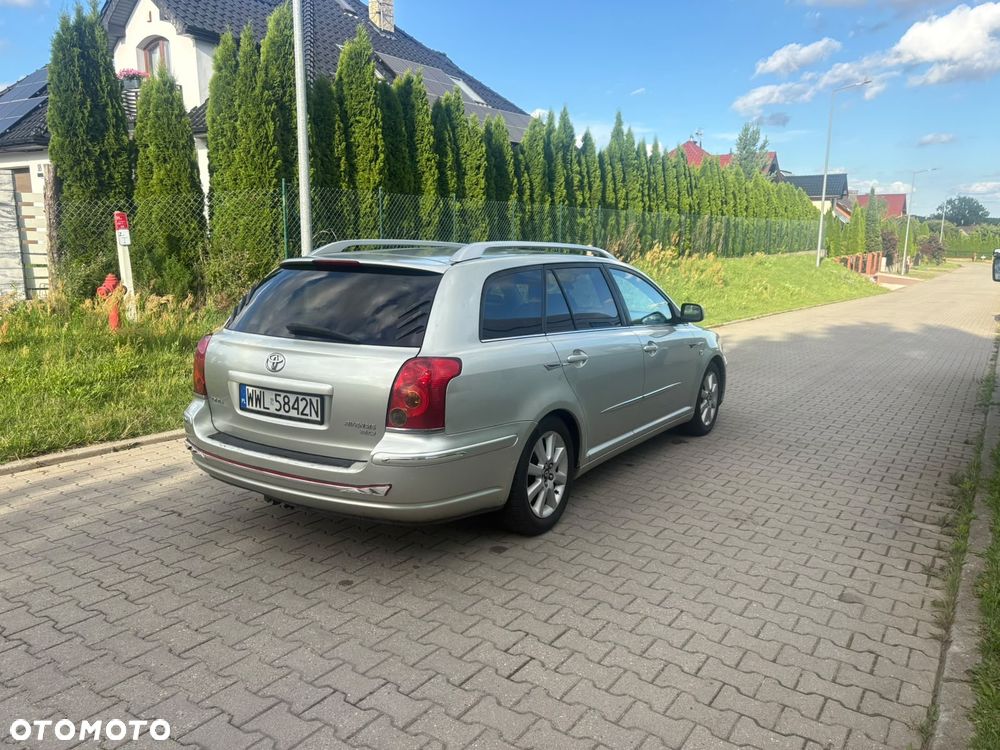 Toyota Avensis 2.0 VVT-i Prestige - 9