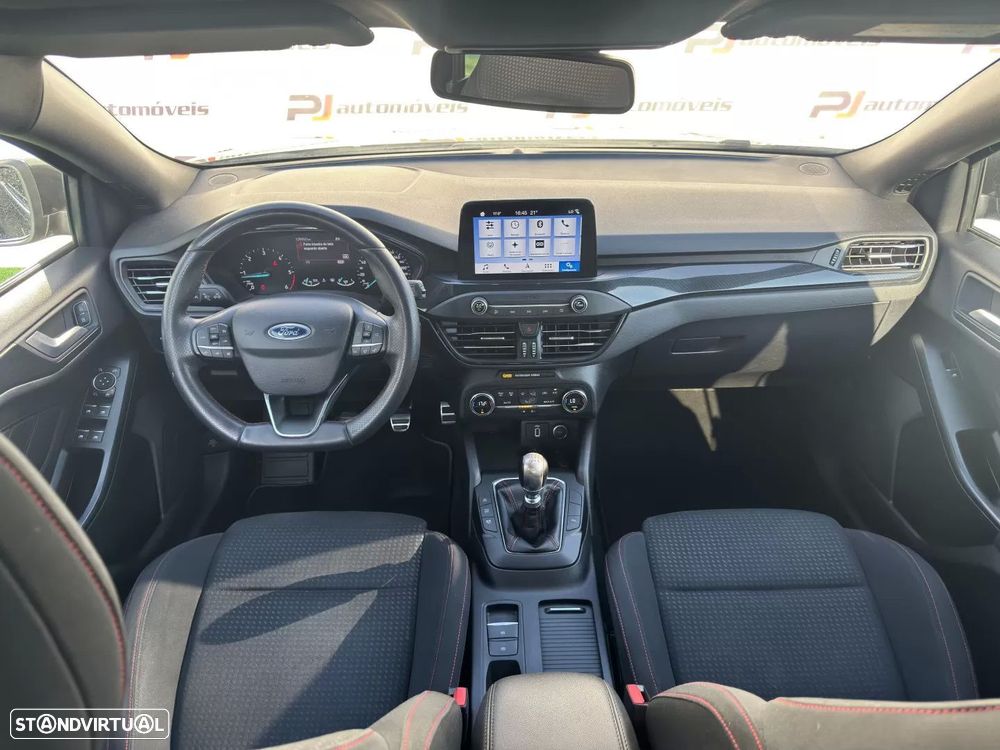 Ford Focus 1.5 TDCi EcoBlue ST-Line - 12
