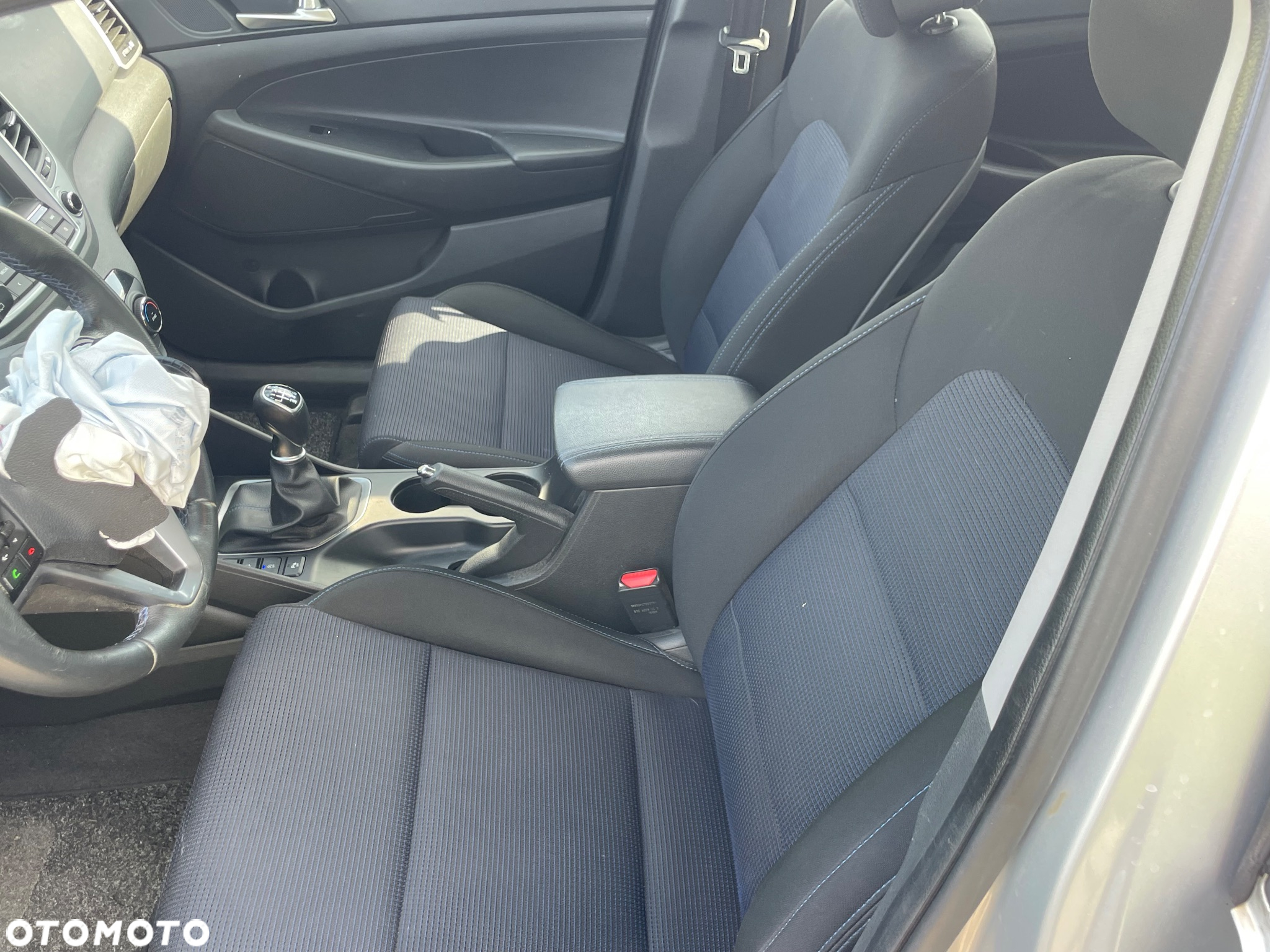 Hyundai Tucson 1.7 CRDI BlueDrive Comfort 2WD - 10