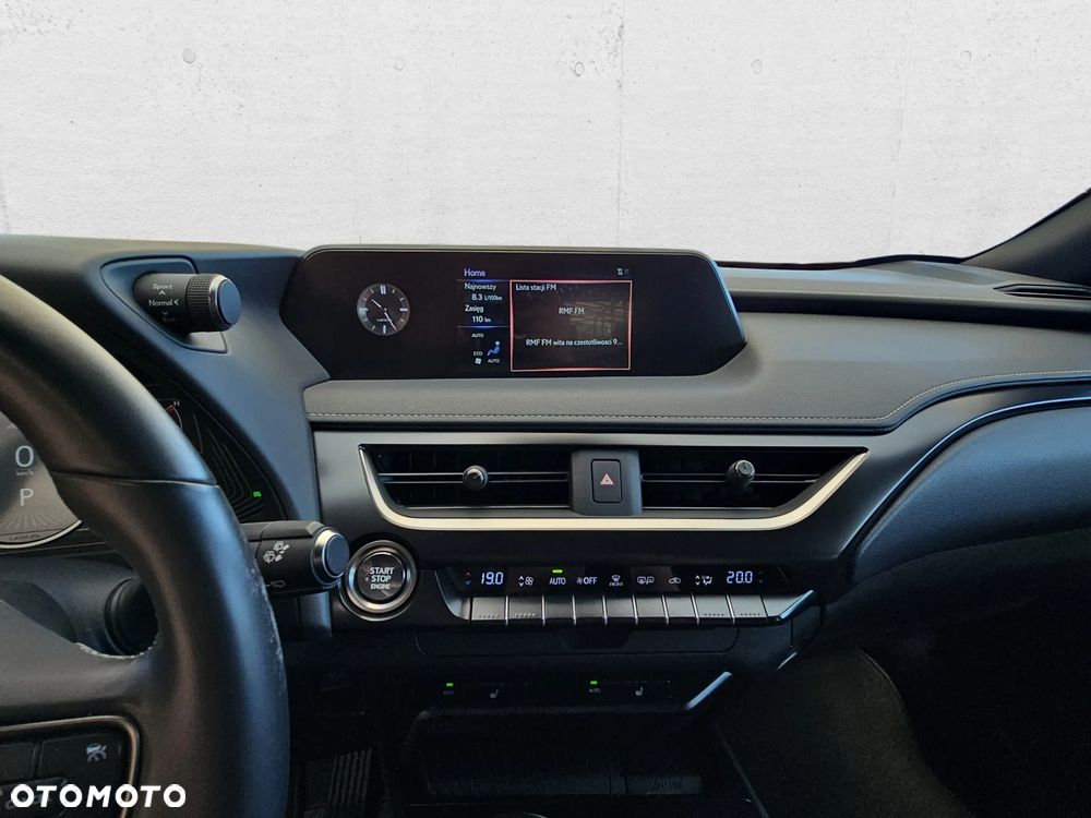 Lexus UX 200 GPF Business 2WD - 19