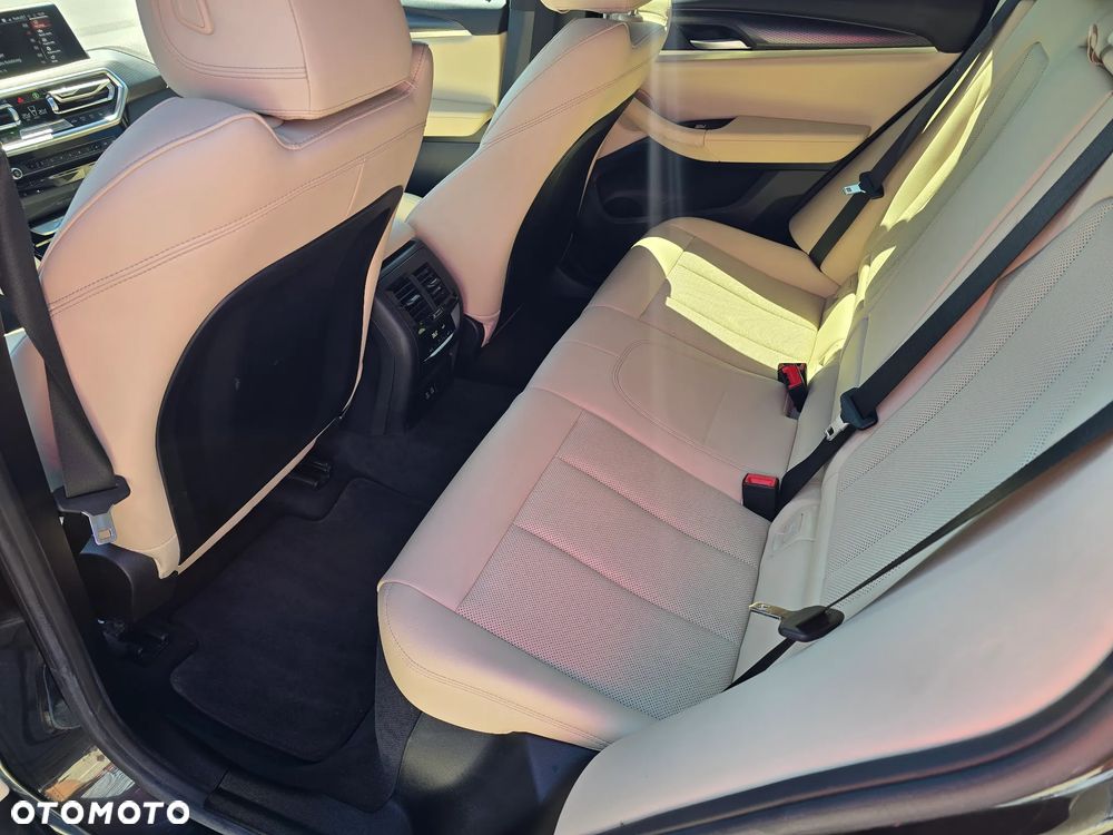 BMW X4 xDrive20d mHEV sport - 15