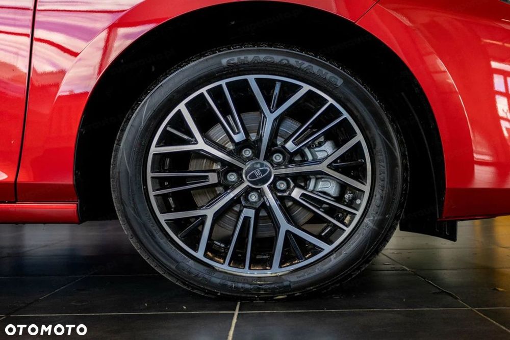 JAC J7 Plus CVT - 15