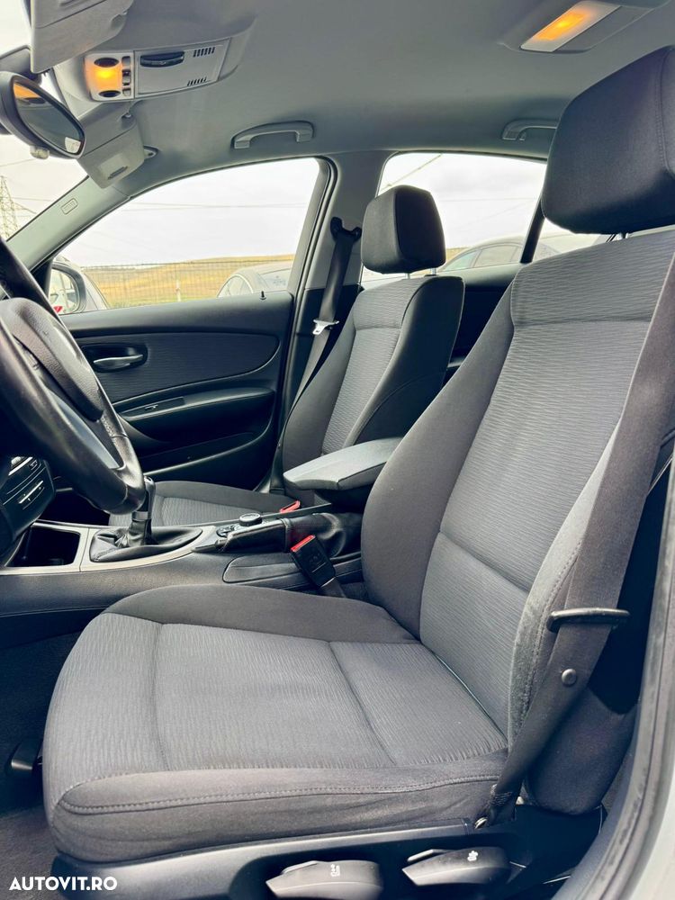 BMW Seria 1 116d Sport Line - 7