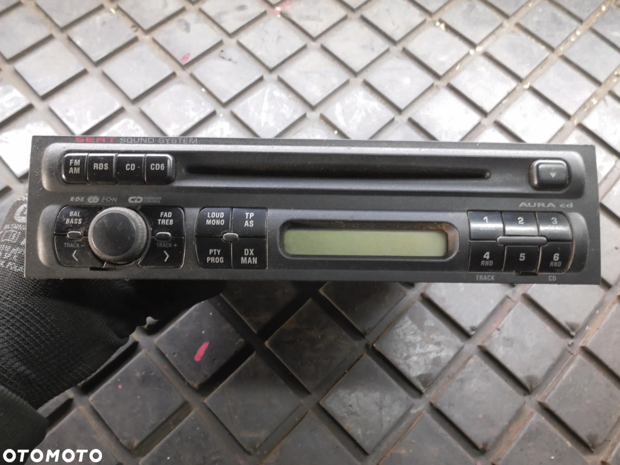 RADIO SEAT TOLEDO 1M0035186D SEAT LEON I POSIADAM 2 SZT - 4